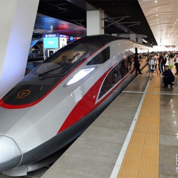 نسل جديد قطارهاي سريع السير در چين با سرعت مجاز ۴۰۰ کيلومتر در ساعت