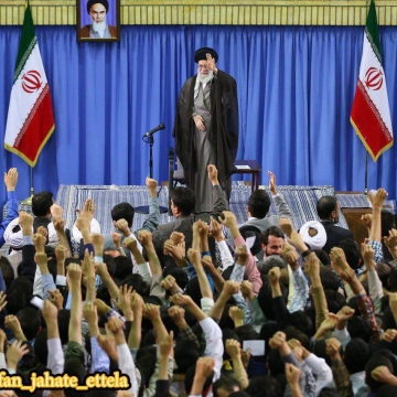 دیدار رهبرانقلاب با دانشجویان دقایقی دیگر آغاز می‌شود.