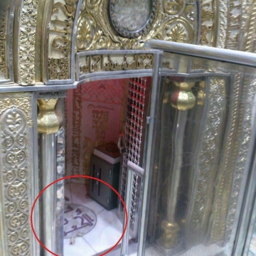 محل ضربت خوردن امام علی علیه السلام در مسجد کوفه