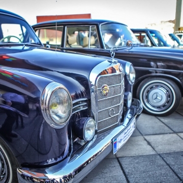 ویدیو:ششمین نمایشگاه خودروهای کلاسیک در شهر بنغازی لیبی.