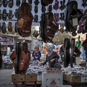 بازارهای عراق مملو ازکالاهای ایرانی
