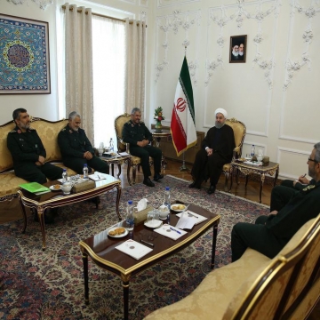 دیدار فرماندهان عالیرتبه سپاه پاسداران با رییس جمهور