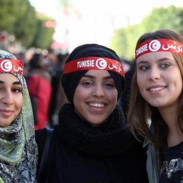 پارلمان تونس با ۱۴۹ رای به قانون لغو هرگونه تبعیض جنسیتی در این کشور رای مثبت داد