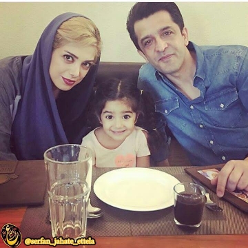 اینستاگرام گردی : مجید یاسر در کنار همسر و فرزندش