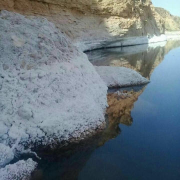 جمع شدن نمک پشت سد گتوند علیا فاجعه زيست محيطی