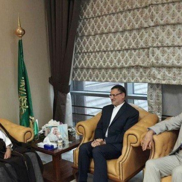 حمید محمدی رئیس سازمان حج و زیارت با محمد صالح بن طاهر بنتن وزیر حج عربستان سعودی در مکه مکرمه دیدار کرد