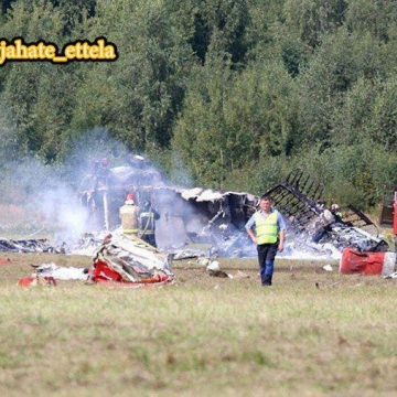 لاشه برجای مانده از سقوط هواپیمای سبک آموزشی نزدیک شهر بالاشاخ استان مسکو