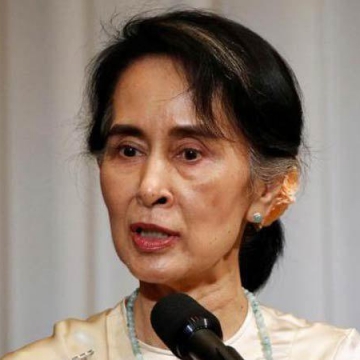 انگلیس نشان «آزادی آکسفورد» را از «آنگ سان سوچی» رهبر میانمار پس گرفته