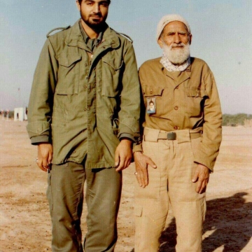 تصویر قدیمی که به اشتباه به عنوان پدر سردار سلیمانی در فضای مجازی منتشر شده