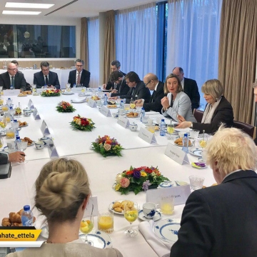 نشست برجامی وزيران خارجه ایران، انگلیس، آلمان و فرانسه در بروکسل آغاز شد.