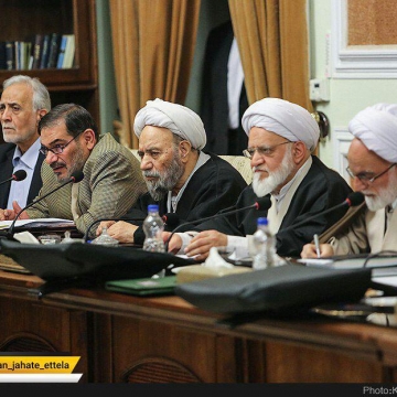 غیبت احمدی‌نژاد و سران سه قوه در جلسه امروز مجمع تشخیص مصلحت نظام