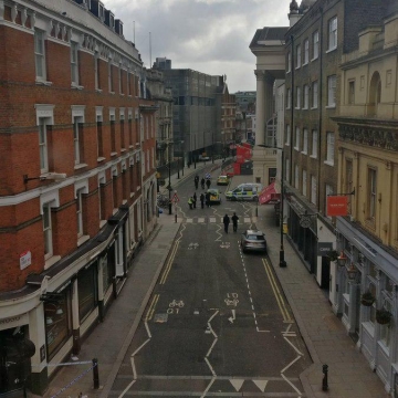تالار اُپرای سلطنتی لندن به دلیل احتمال وجود بمب تخلیه شد