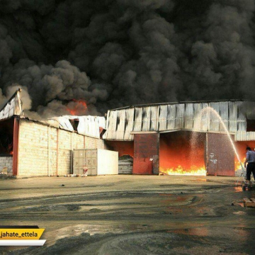 آتش‌سوزی گسترده در بندر حدیده یمن