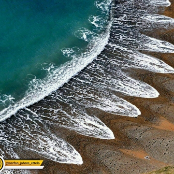 ساحلی اسرار آمیزی به نام “کاسپ” در انگلستان با موج های سینوسی