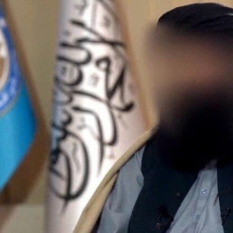 اقدام عجیب وزیر کشور طالبان در محو کردن تصویر خودش