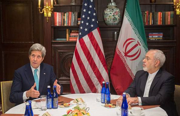مقامات دولت اوباما برای خنثی کردن فشار ترامپ علیه ایران مخفیانه با ظریف ملاقات کردند