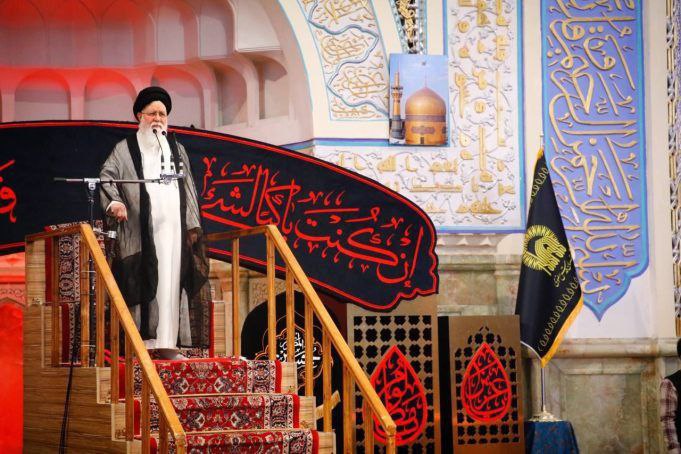 خطیب نماز جمعه مشهد: هیچ توجیهی برای «ضایع کردن حق مردم» وجود ندارد