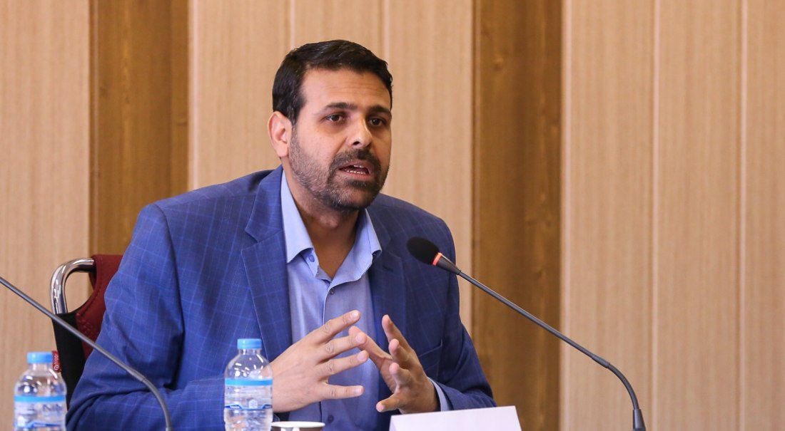 نادری، نماینده تهران: مجلس پیگیر برداشتن فیلترینگ است