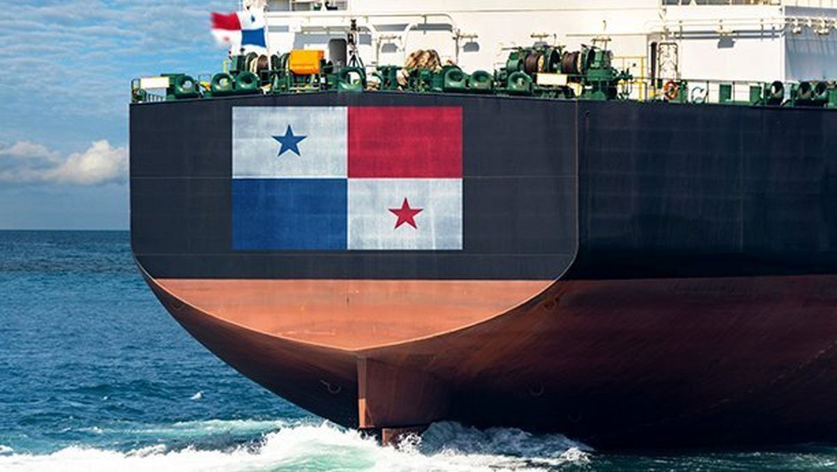 رویترز گزارش داد: لغو حق استفاده از پرچم پاناما برای ۱۳۶ نفتکش مرتبط با ایران