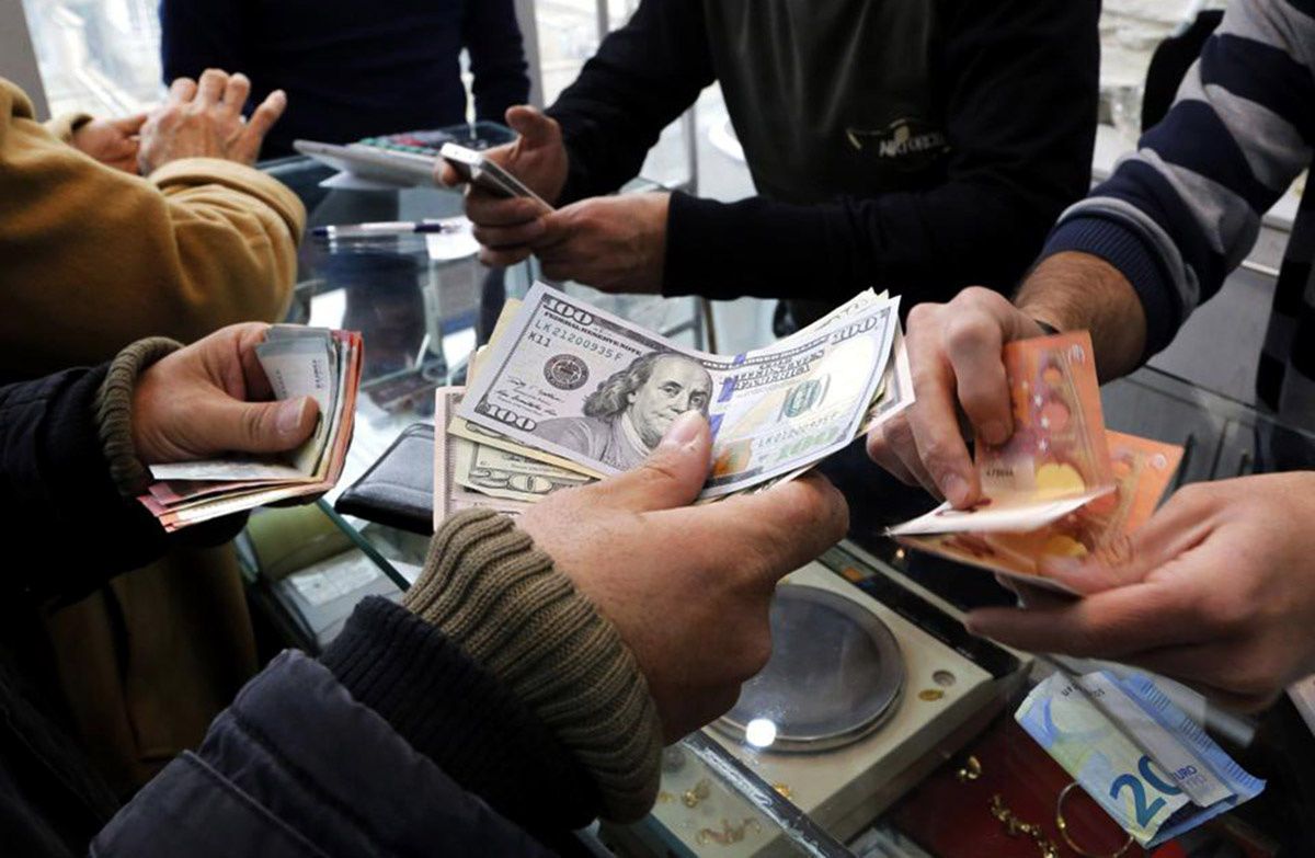 واکنش روزنامه دولت به افزایش قیمت دلار؛ کار دلالان و معاندان است!