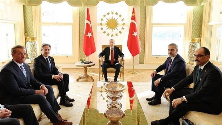 «بلینکن» با رییس‌جمهور و وزیر خارجه ترکیه در استانبول دیدار کرد